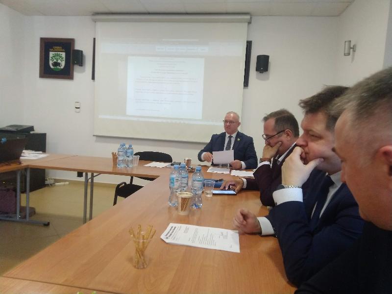 Tło przycisku: POSIEDZENIE 
